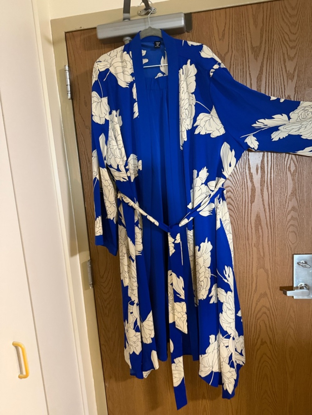 Royal Blue  and cream  Floral Kimono Robe with royal blue pants with belt